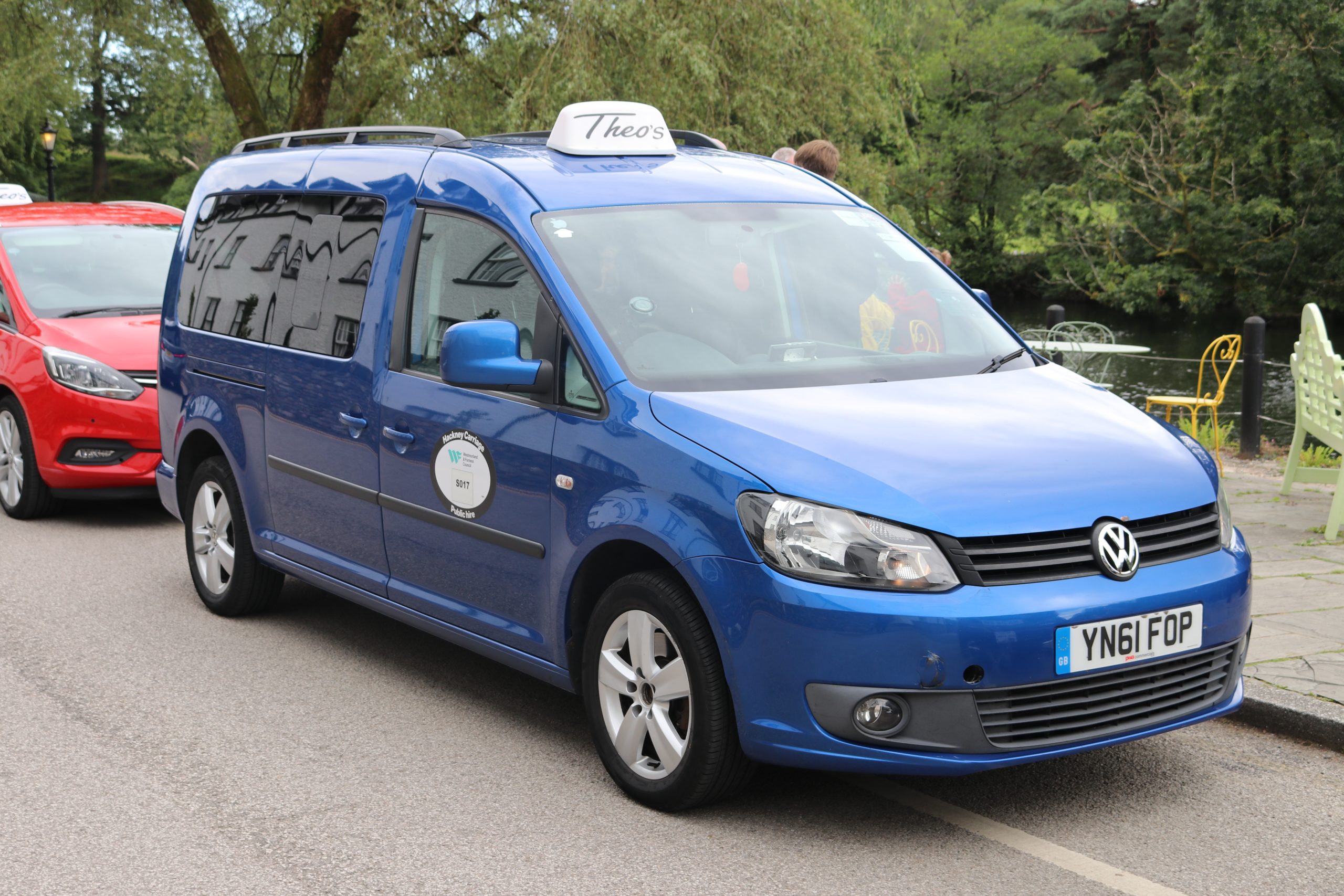 vw caddy theos taxis 6 seater wheelchair