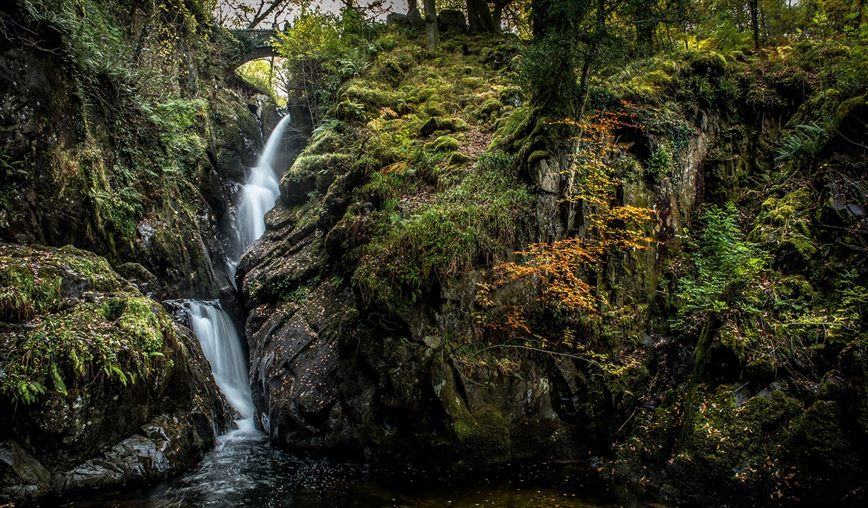 aria force waterfall theos taxis lake district taxi tour